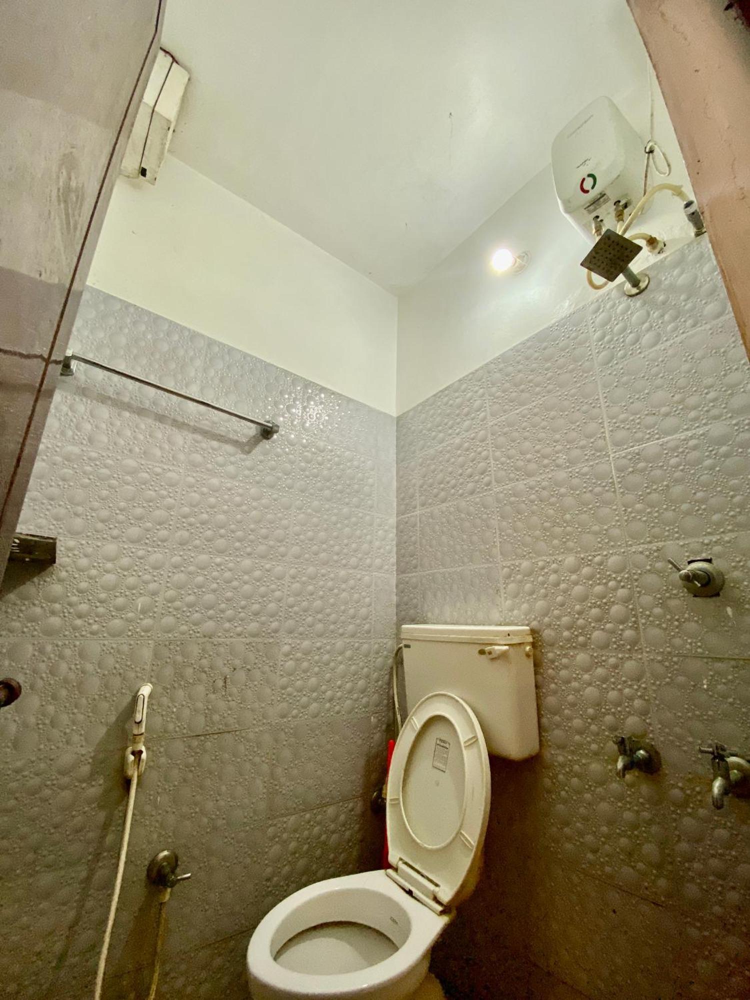 Rajatheeram Beach Homestay & Backwater Cruise Alleppey Alappuzha Exterior photo