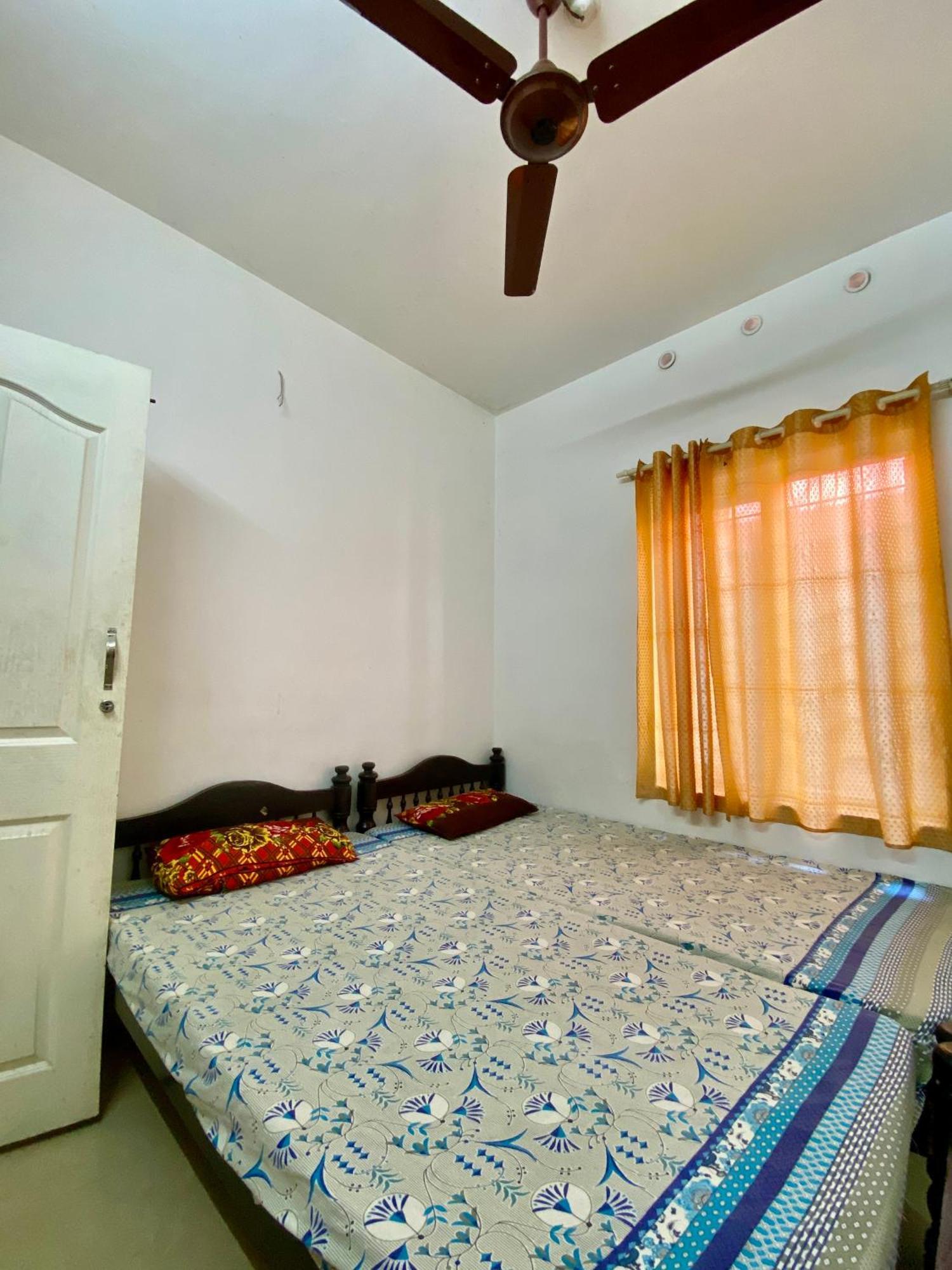 Rajatheeram Beach Homestay & Backwater Cruise Alleppey Alappuzha Exterior photo