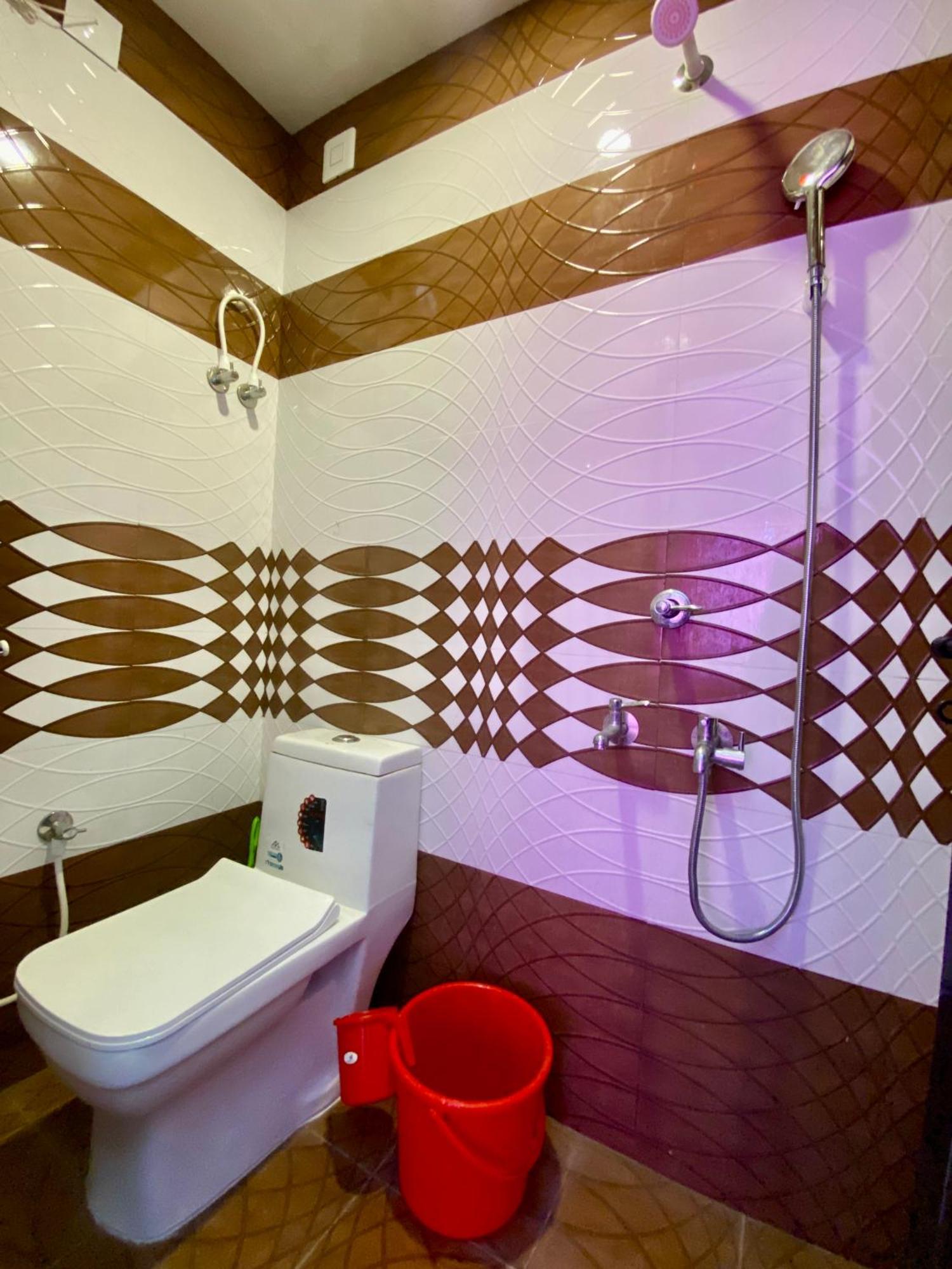 Rajatheeram Beach Homestay & Backwater Cruise Alleppey Alappuzha Exterior photo