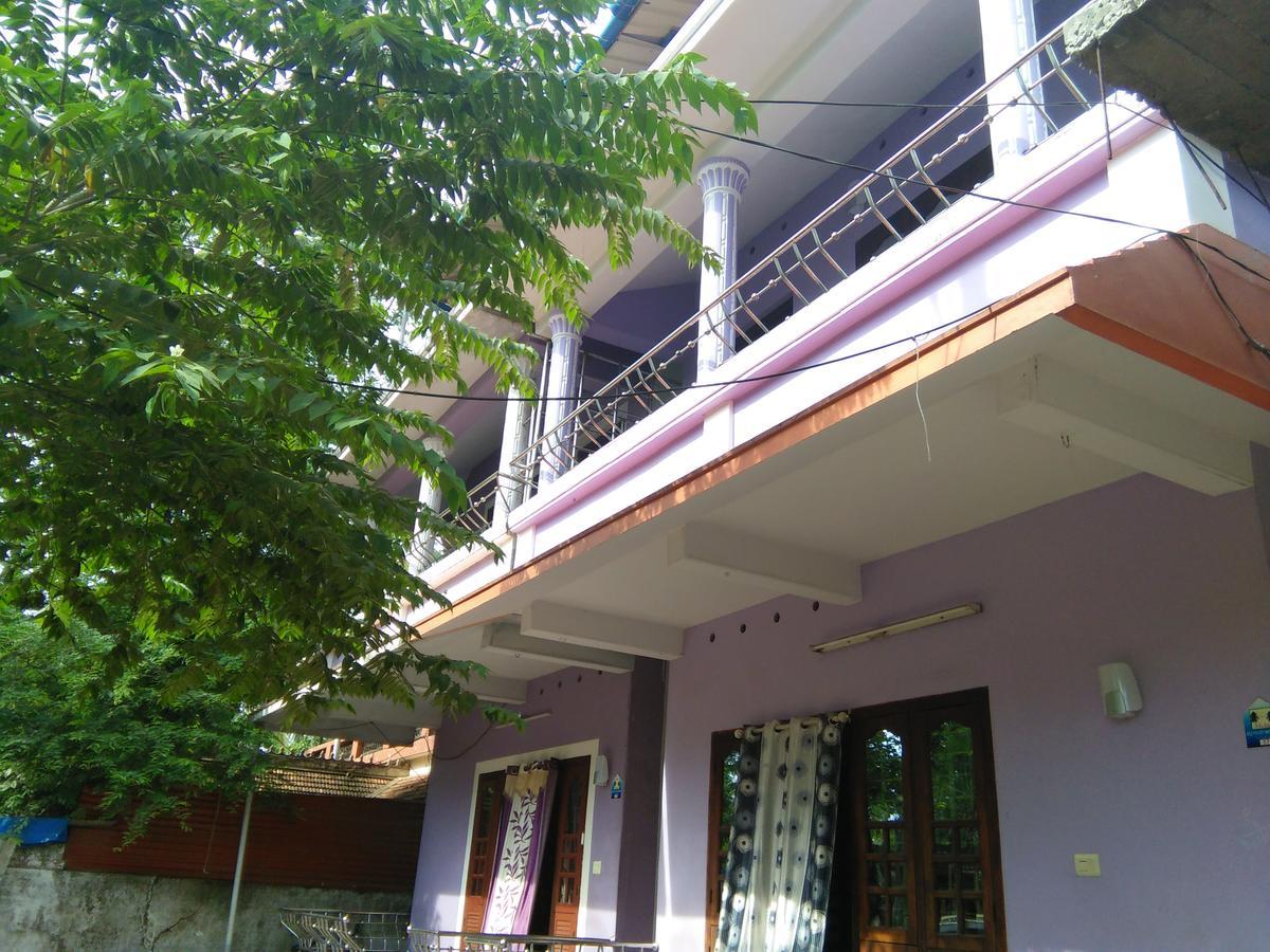 Rajatheeram Beach Homestay & Backwater Cruise Alleppey Alappuzha Exterior photo