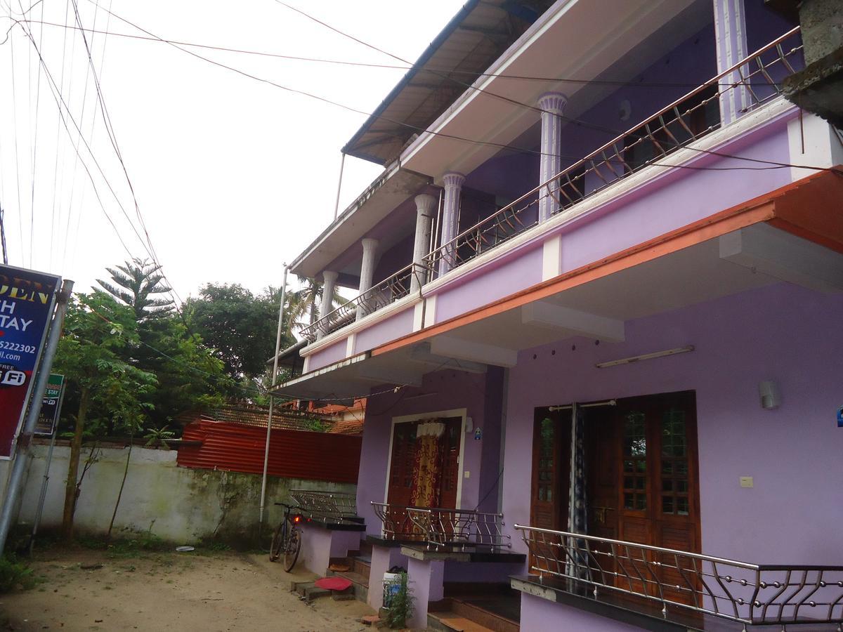 Rajatheeram Beach Homestay & Backwater Cruise Alleppey Alappuzha Exterior photo